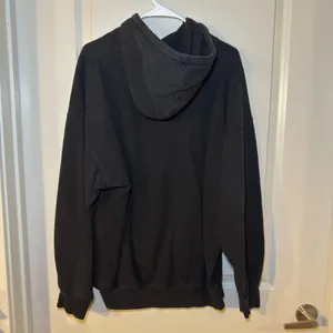 Brandy Melville Whistler Canada Christy thumbnail 2