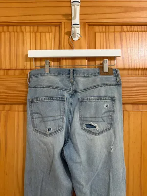 American Eagle Size 4 Distressed Mom Jeans thumbnail 4