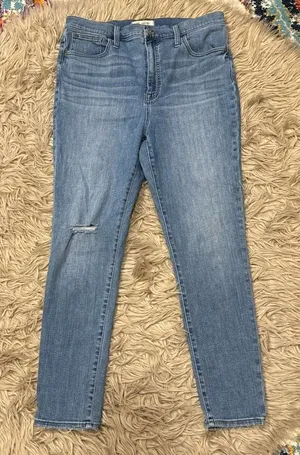 Madewell 11” roadtripper jeans size 32 thumbnail 1