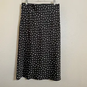 New with tags LOFT Black White Heart Print Skirt Size Medium thumbnail 3