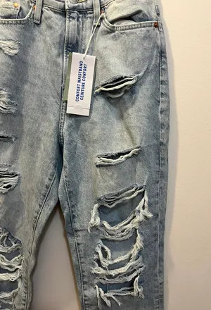 H&M Ripped Mom Jeans thumbnail 5