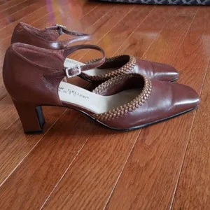 Andrew Geller Magic Heels Brown Ankle Strap Heels - Size 6 thumbnail 3