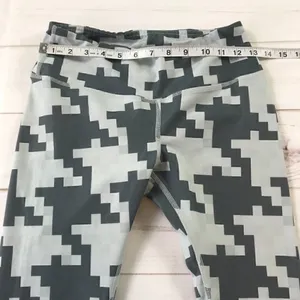Alo Yoga Women Geometric Pattern Active Leggings XS thumbnail 2