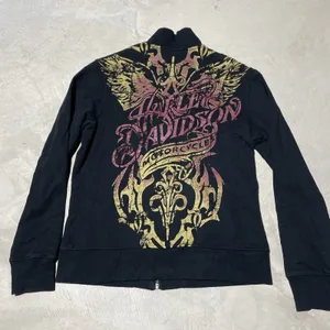 Y2K Harley Davidson Women's SZ L Sweatshirt Black Collar Applique Zip AOP thumbnail 8
