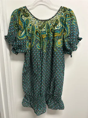Boho Paisley Peasant Top in Green - Women thumbnail 3
