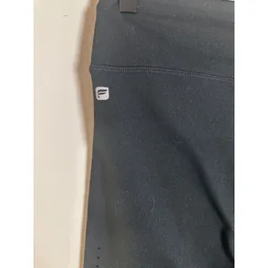 Fabletics Black Laser Cut‎ Perforated Crop Leggings Capri CS1616031 Small thumbnail 5