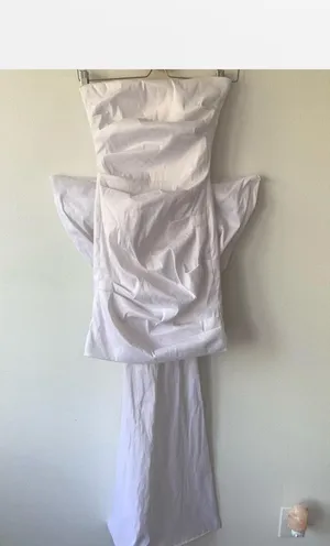 Dress thumbnail 5