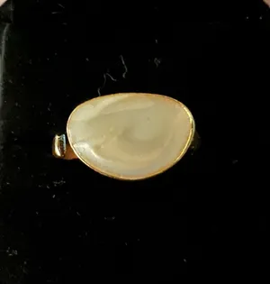 Gorgeous Ladies Golden Faux Gemstone Adjustable Statement Ring Size 7-9 thumbnail 1