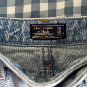 Abercrombie and Fitch Skirt thumbnail 4