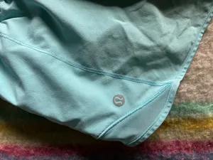 Lululemon Shorts Hot Hot thumbnail 4