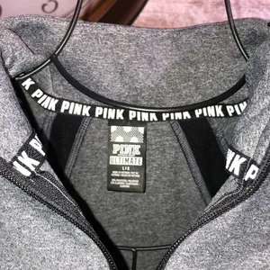 Victoria’s Secret pink sweatshirt gray and black size large ultimate top…​​ thumbnail 3