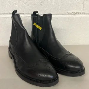 Jeffrey Campbell sz7.5 black booties Edmone Chelsea western ankle thumbnail 2