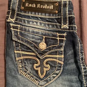 Rock Revival Bootcut Jen Jean size 25 thumbnail 3