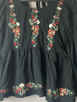 American Eagle Boho Embroidered Black Peasant Blouse Festival Feminine S thumbnail 3