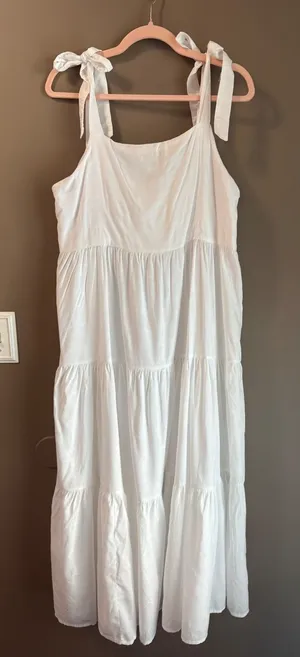 Label of Love White Starfish Textured Tiered Maxi Dress Tie Shoulder XL thumbnail 1