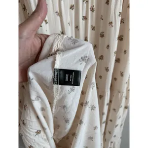 Torrid Cream Floral Button Challis Tiered Hi-Low Relaxed Maxi Dress‎ Women's 2X thumbnail 10