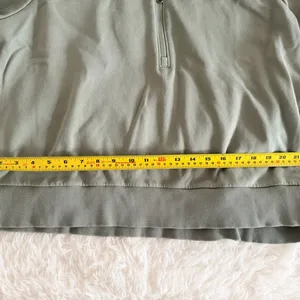 Women’s Under Armour Olive Quarter-Zip Sweatshirt - Size XL thumbnail 7