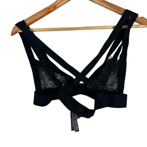 Victoria's Secret Strappy Floral Lace Bralette Black Goth Cage Straps Size S thumbnail 3