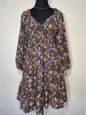 Entro Vibrant Floral Smocked Waist Tiered Mini Dress S Fest thumbnail 3
