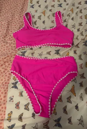 Shein Pink High-Waisted Bikini Set thumbnail 1