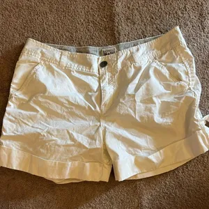Converse shorts 8‎ thumbnail 1