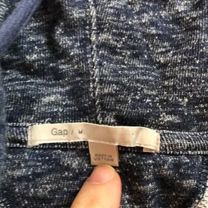 Gap hoodie shirt    thumbnail 5