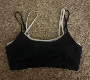 Alo Yoga Bra thumbnail 1