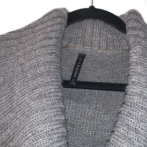 Good condition Massini turtle neck sweater thumbnail 2