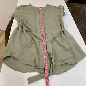 Blu Pepper Olive Green Tie Waist Blouse Size L Boho Short Sleeve Top thumbnail 5