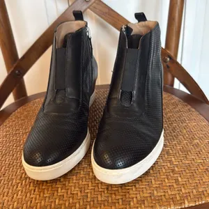 Linea Paolo Anna leather comfort wedge bootie 9 thumbnail 6