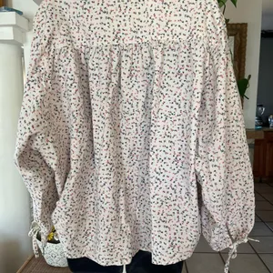 Old Navy Ditsy Floral Oversized Corduroy Tie Sleeve Top Womens size XL Cotton thumbnail 6