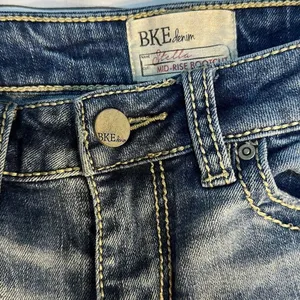 BKE Jean Short Cut-Offs Waist: 26 inches thumbnail 6
