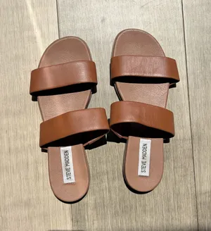 Steve Madden Sandals thumbnail 1