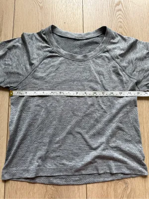 Lululemon Swiftly Tech Short Sleeve Shirt 2.0 Race Length Slate / White Grey 6-8 thumbnail 9