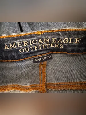 American Eagle Super Stretch Dark Wash Raw Hem 10” Skinny Bermuda Jean Shorts 8 thumbnail 5