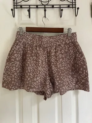 A New Day Taupe Leopard Print Boho Western Linen Blend High-Waist Pull-On Shorts thumbnail 2