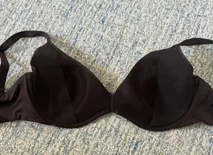 SKIMS Bra thumbnail 3