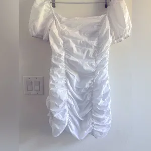 Superdown Rumor Ruched Dress in White‎ Sz L thumbnail 6