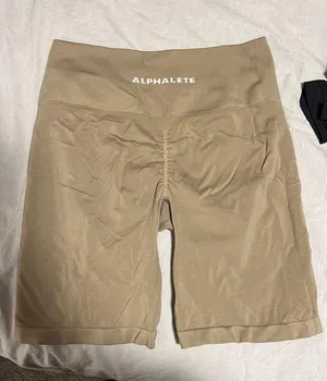 Alphalete Gym Shorts thumbnail 1