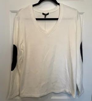 Drew Tyra V-Neck Sweater Faux‎ Leather Elbow Patches Pullover NWT Size Medium thumbnail 1