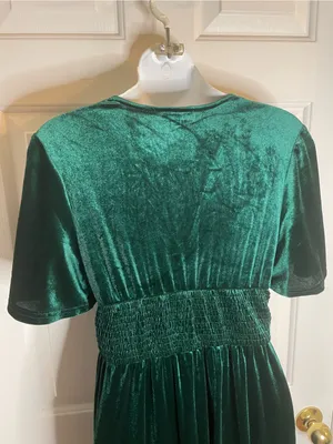 Baltic Born Deep Green V Neck Velvet Maxi Dress Side Slit Size Small kelly thumbnail 6