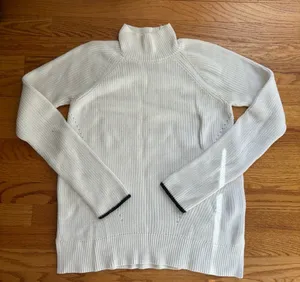 GAP sweater thumbnail 1