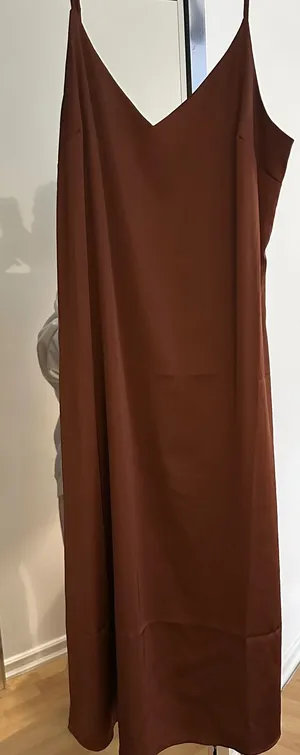 The Drop Amazon Dress thumbnail 1