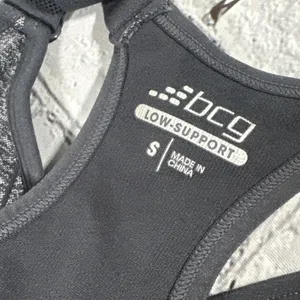 BCG Women’s Low Support Molded Cup Sports Bra size Small Grey Gray Removable Pad thumbnail 6