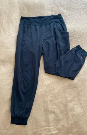 Joggers thumbnail 1