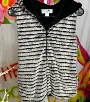 375. Widgeon - Black & white striped faux fur vest with hood Size L thumbnail 1