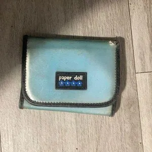 Wallet y2k thumbnail 1