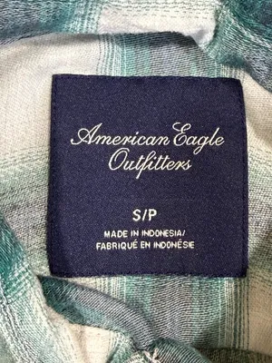 American Eagle Outfitters Boyfriend Fit Green Plaid Flannel Small Long Sleeve thumbnail 4