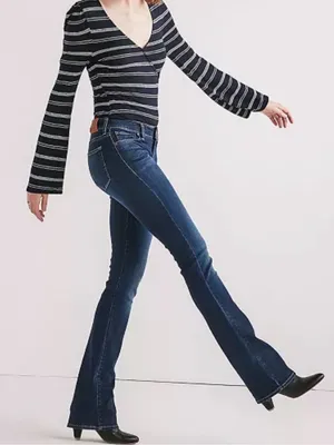 LUCKY‎ BRAND Mid-Rise Lolita Bootcut Jeans, Size 10 thumbnail 2