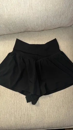 Arie Shorts Black Size M thumbnail 2